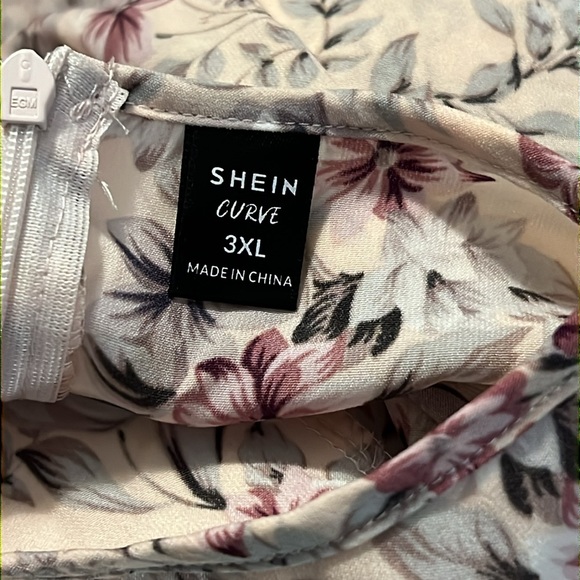 Floral Pleated Maxi Dress * Back Zipper Elastic Sleeves Keyhole * SHEIN Curve 3X - Picture 10 of 12